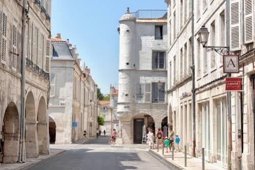 Cour Des Dames Bed & Breakfast La Rochelle  Ngoại thất bức ảnh